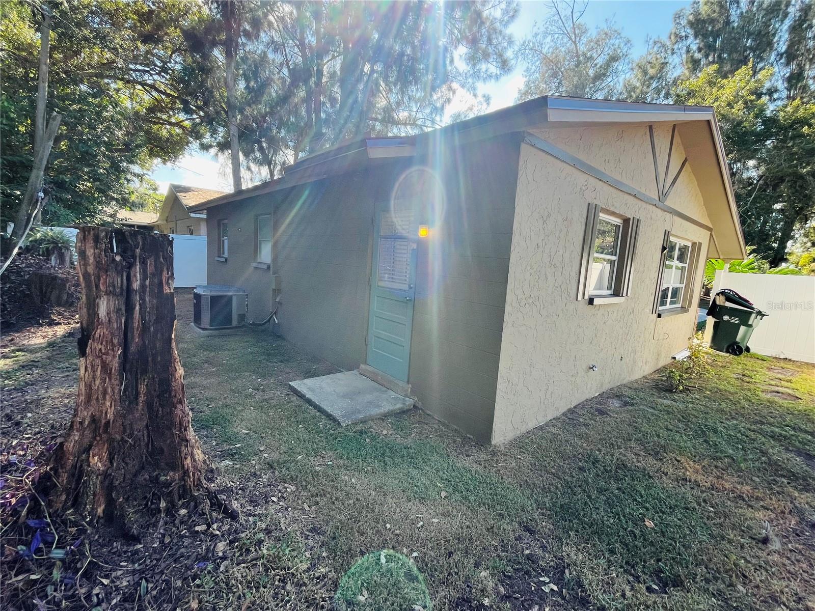 HIGH POINT - Residential Lease