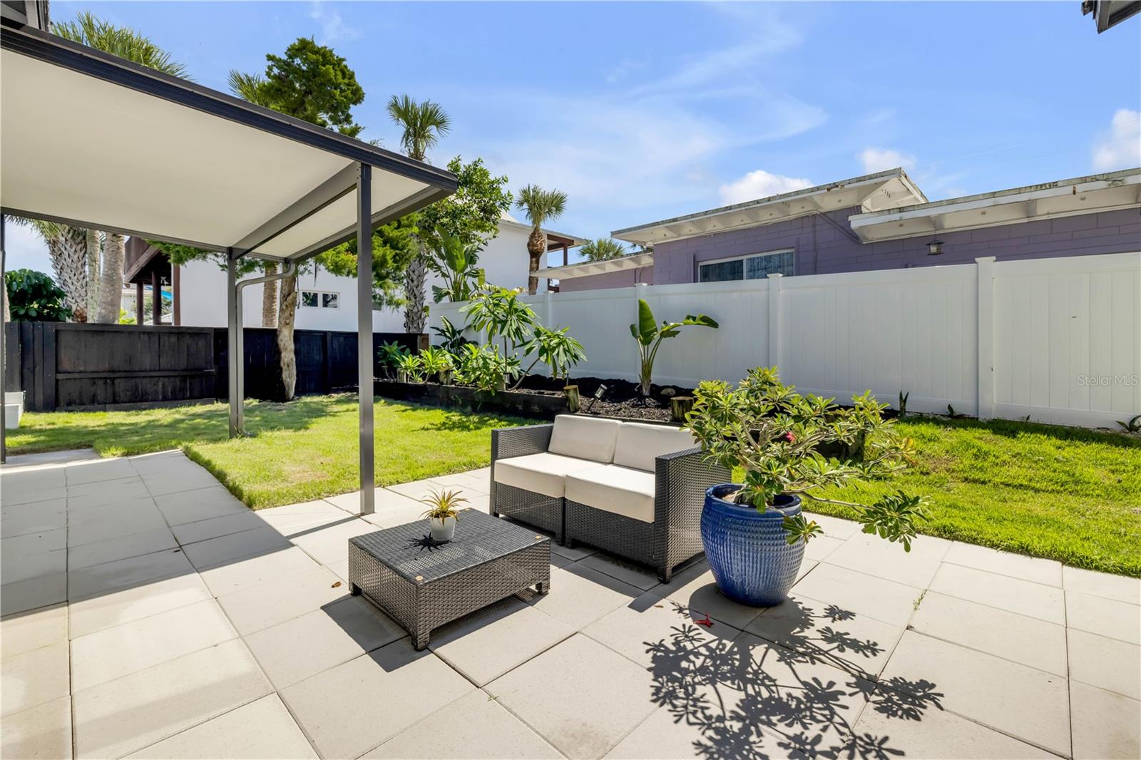 ORLANDO BEACH - Residential