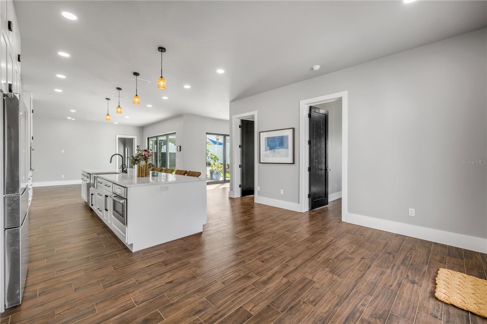 ORLANDO BEACH - Residential