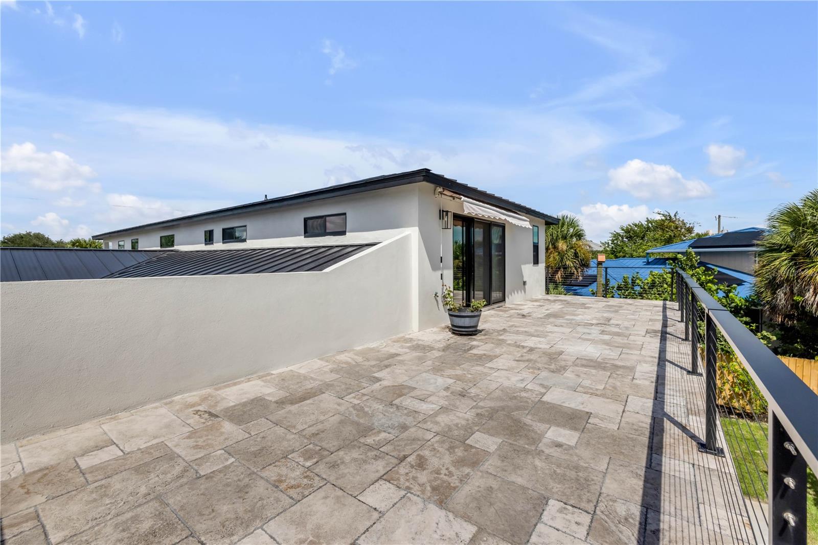 ORLANDO BEACH - Residential