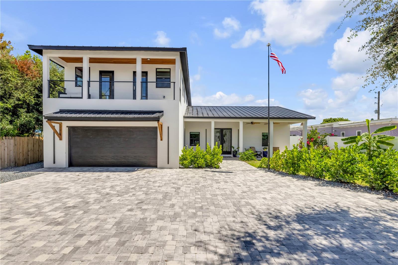 ORLANDO BEACH - Residential