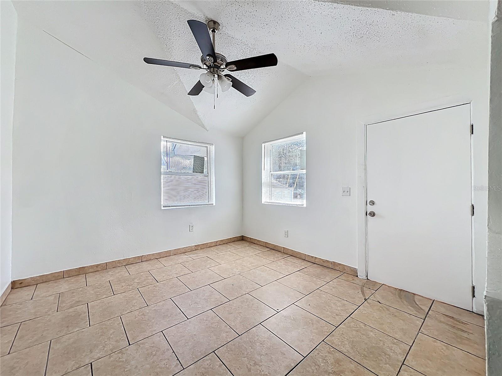 ANGEBILT - Residential Lease