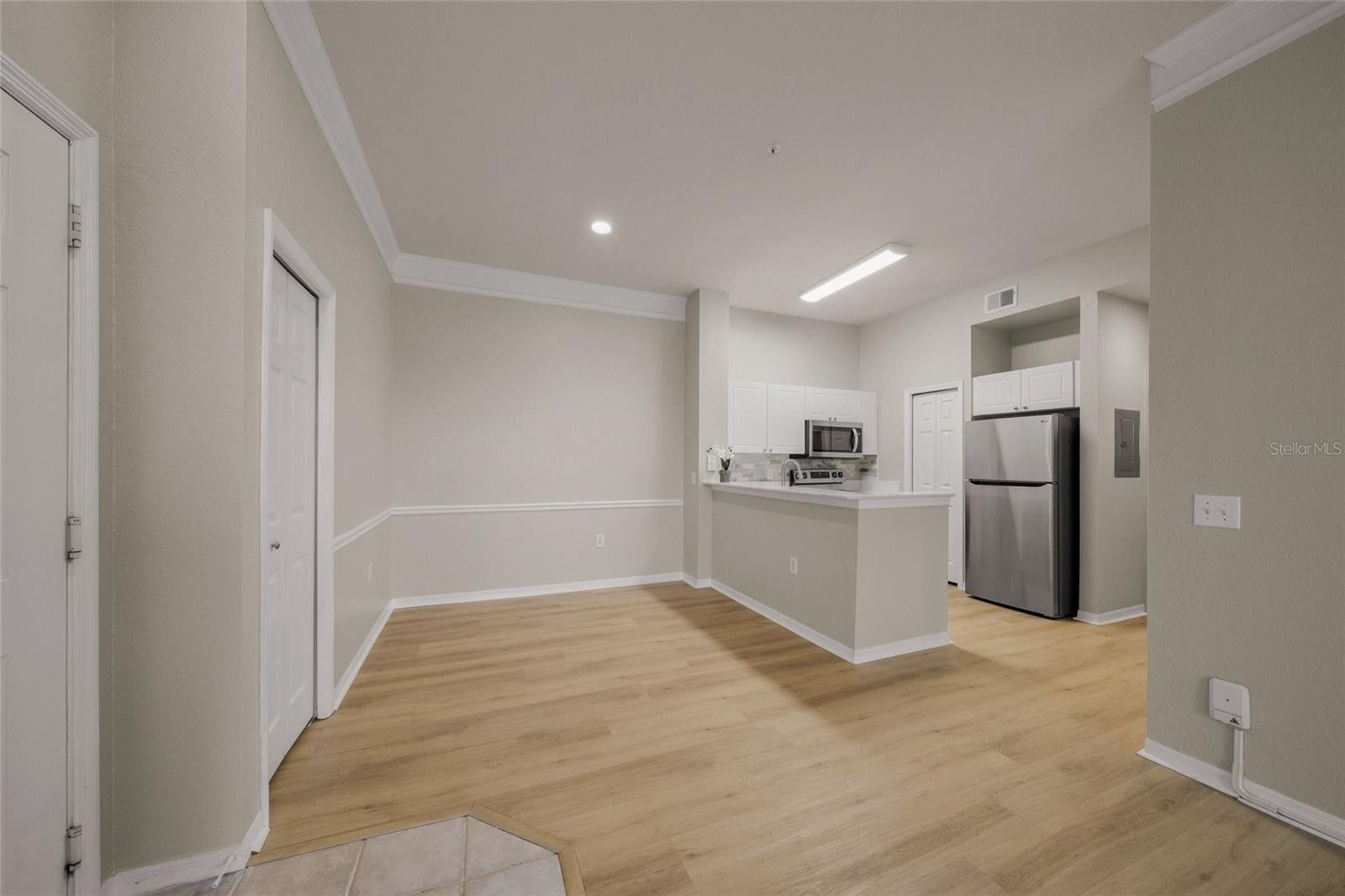 5152 NORTHRIDGE ROAD 304