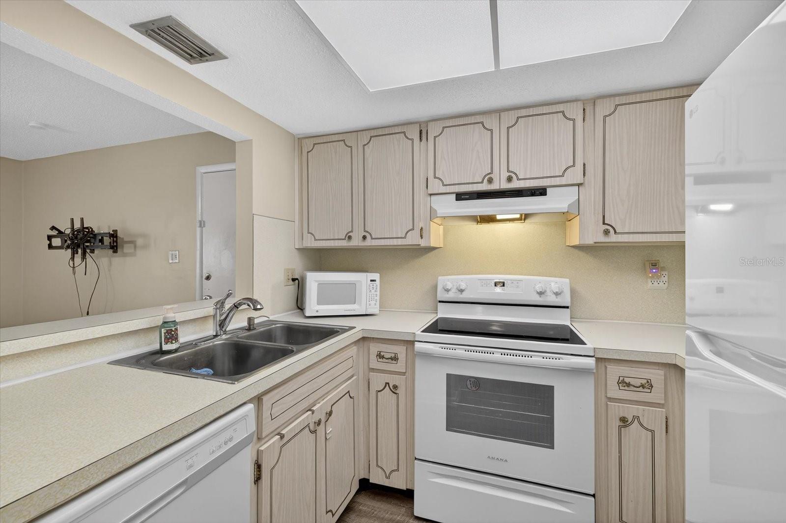 GULF HARBORS CONDO - Residential