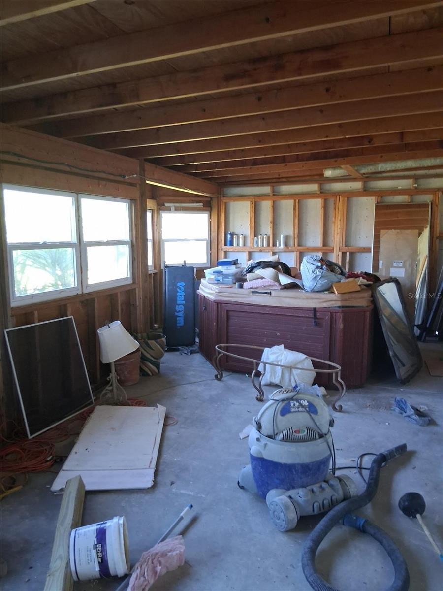 AQUI ESTATE UNIT 01 - Residential