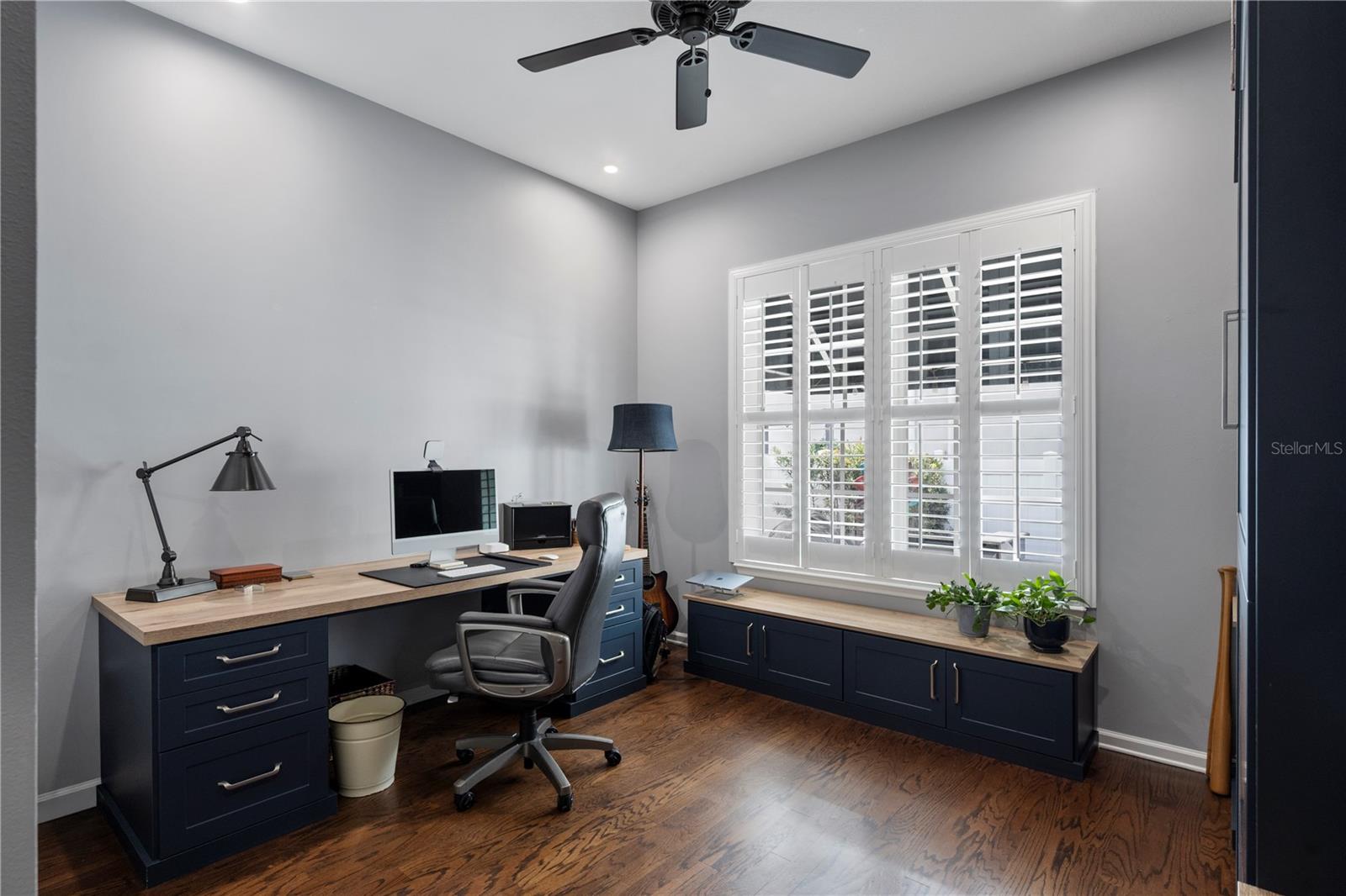 BALDWIN PARK - Residential