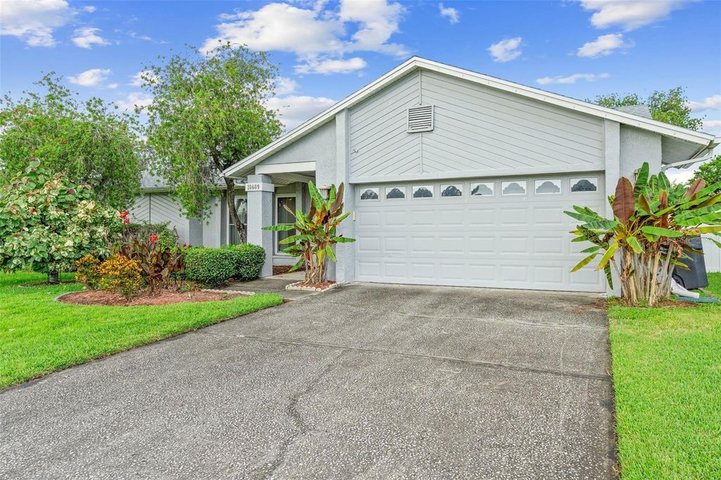 Photo of 10609 Out Island Drive, Tampa, FL 33615 (MLS # O6327882)