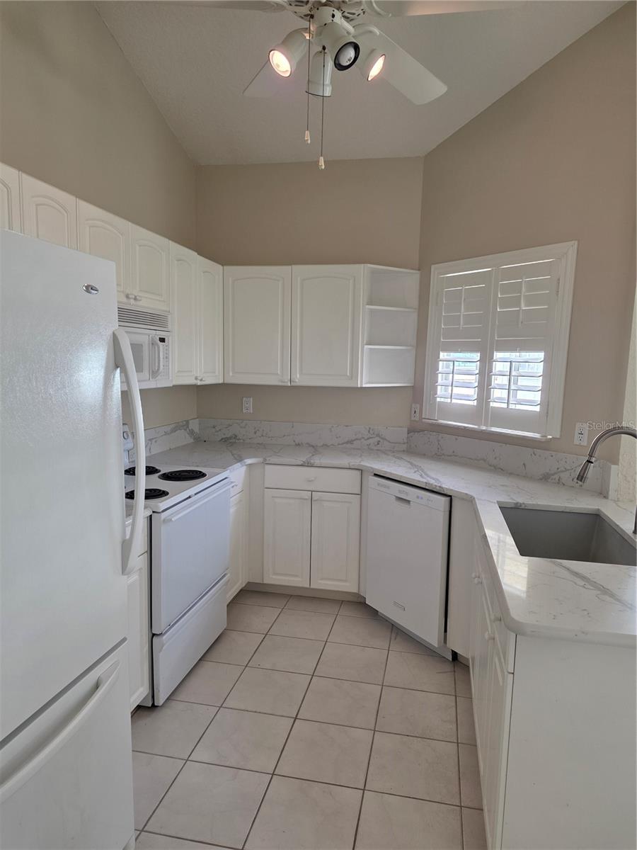 QUEEN ANNE GATE - Residential