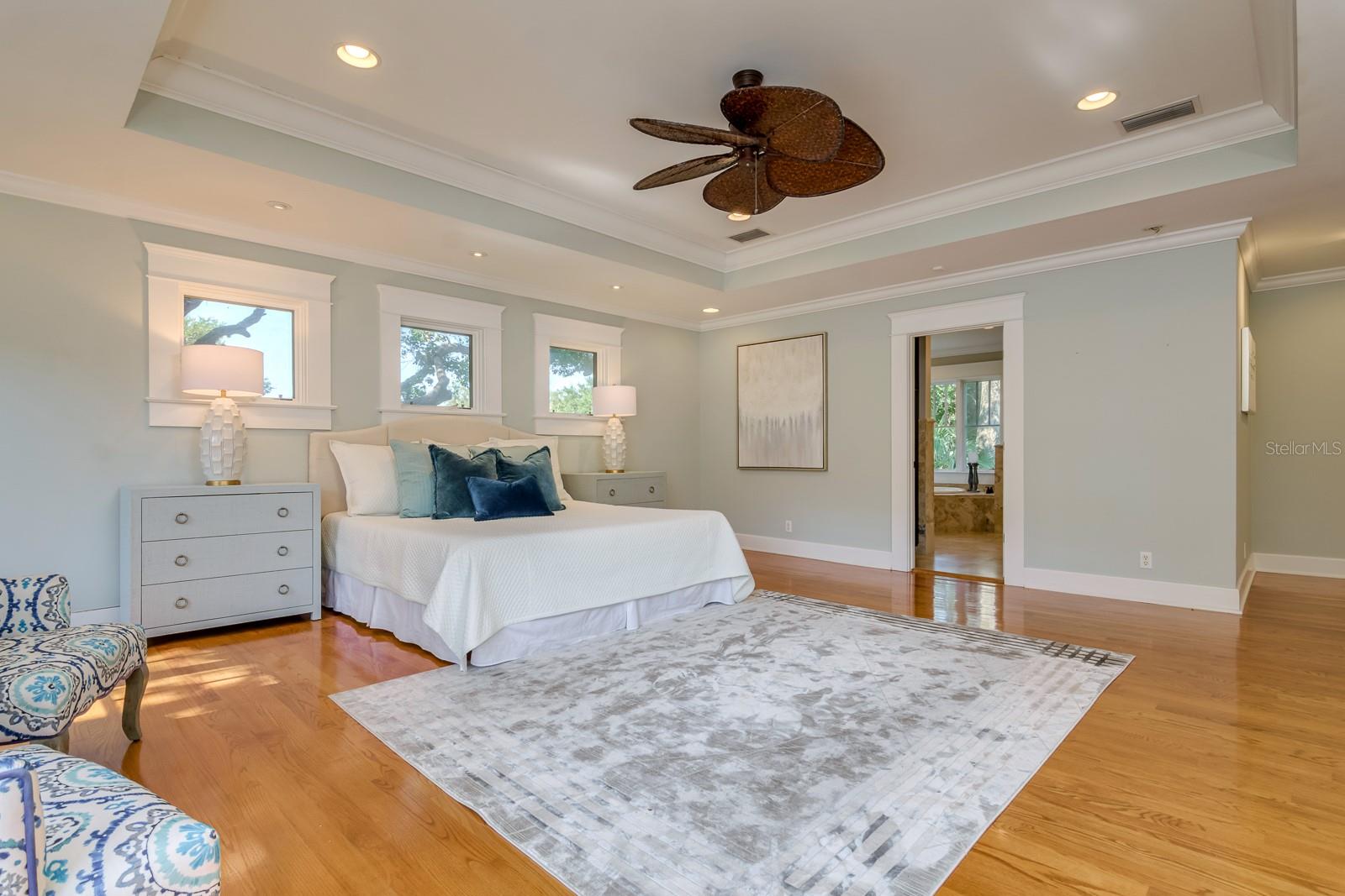 HYDE PARK WEST - Residential