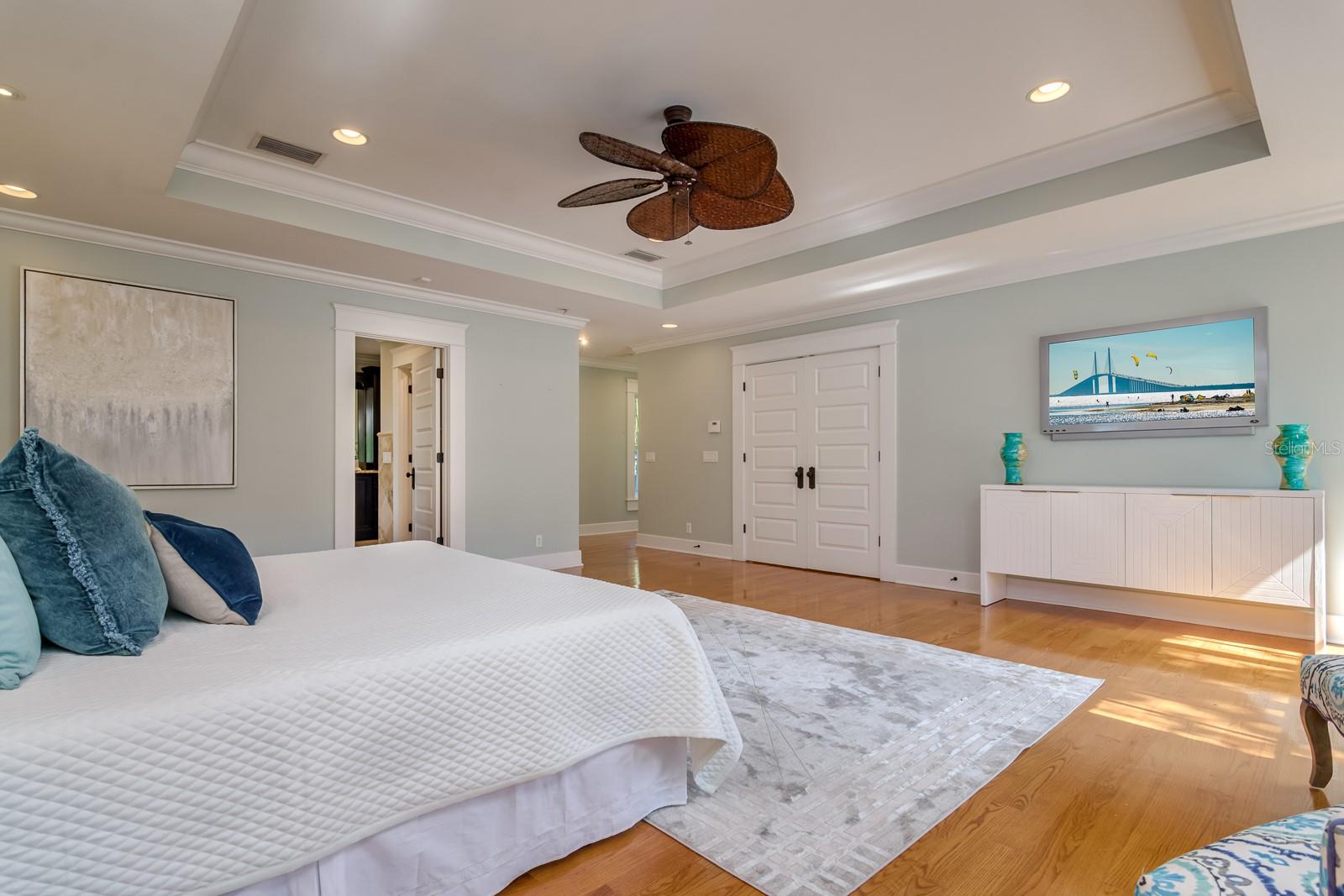 HYDE PARK WEST - Residential