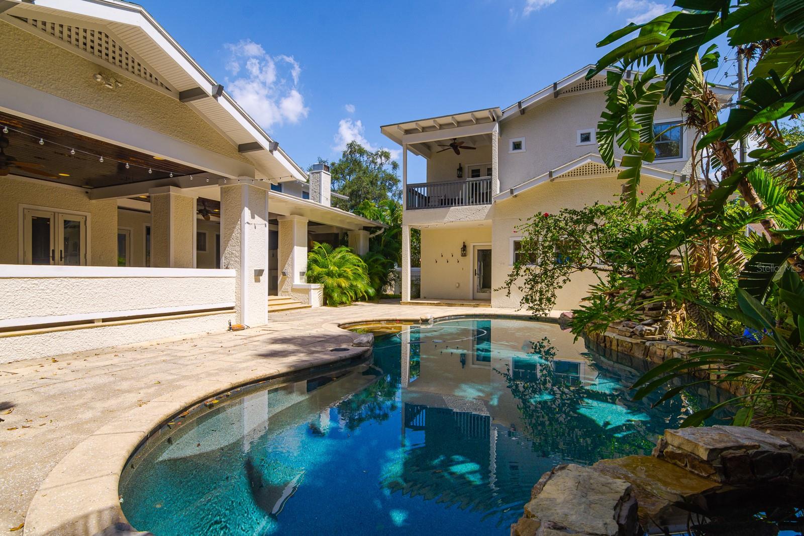 HYDE PARK WEST - Residential