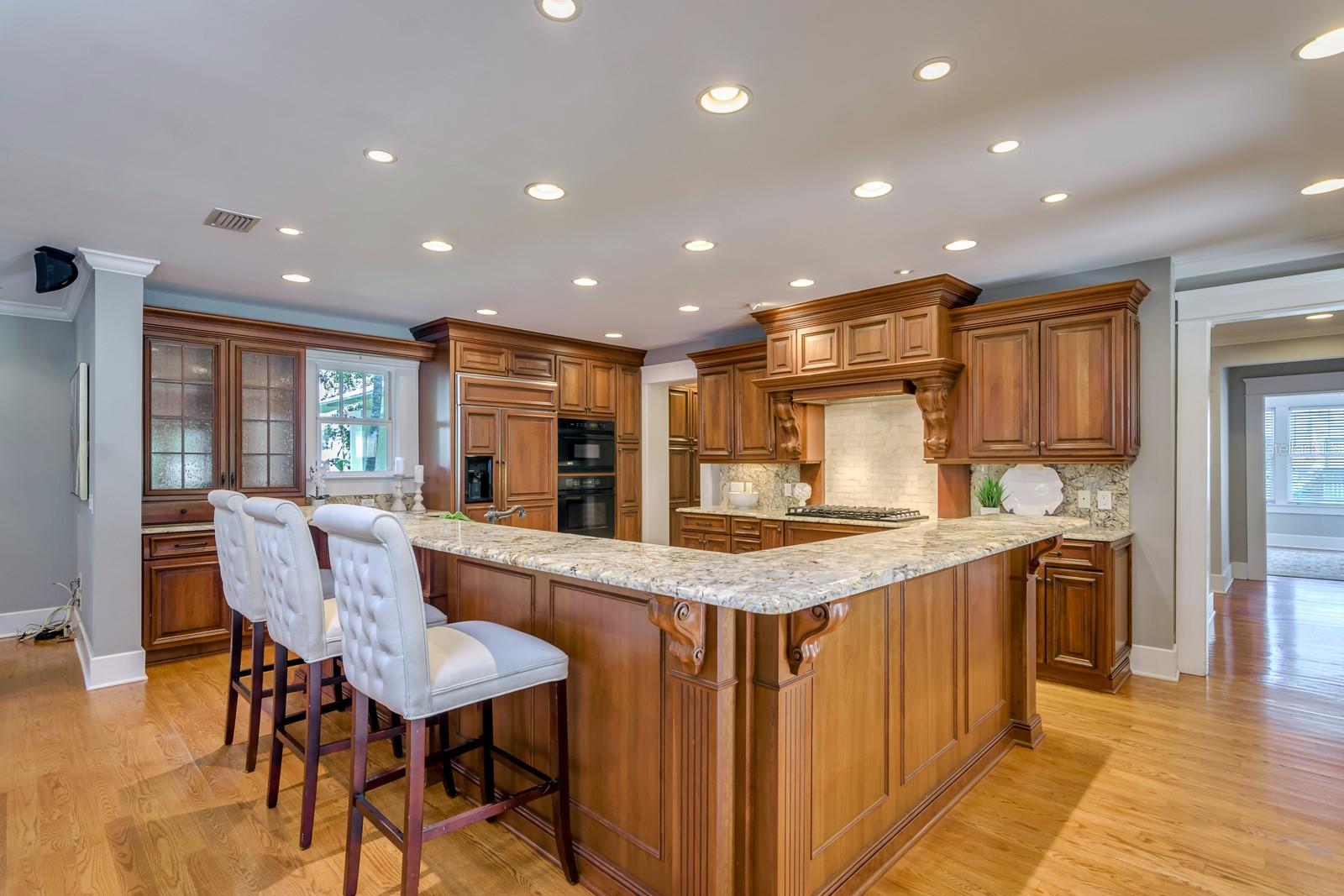 HYDE PARK WEST - Residential