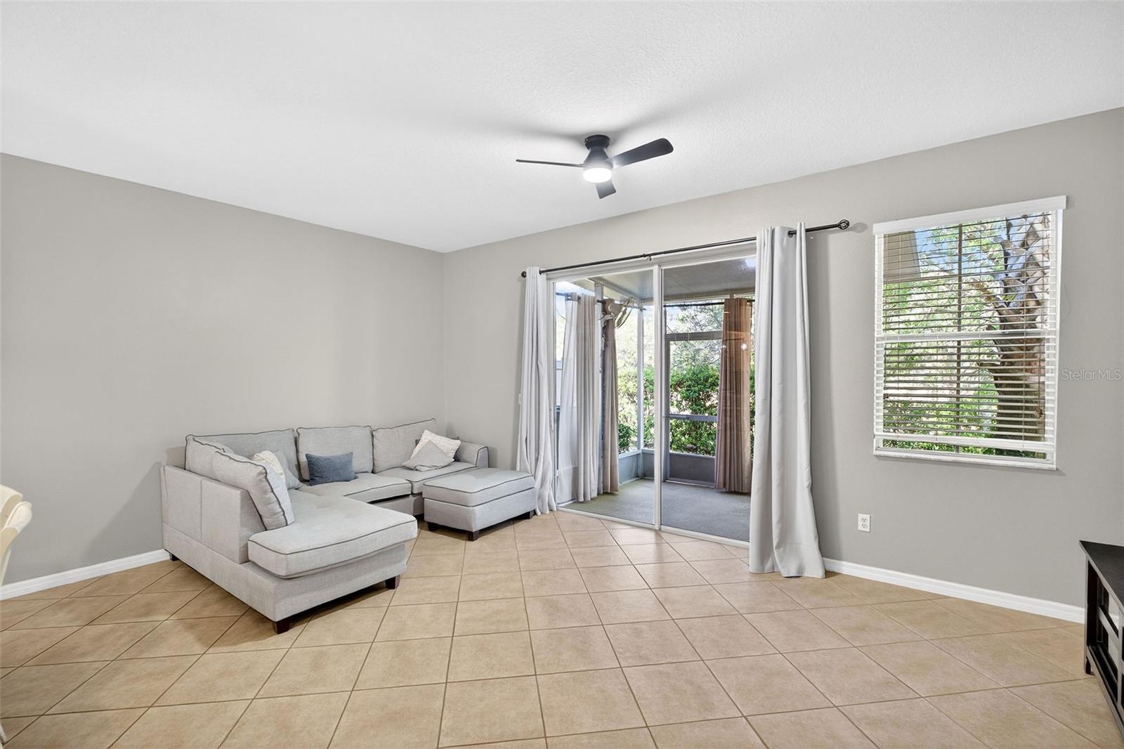 CLAYTON CROSSING TWNHMS SECOND AMD - Residential