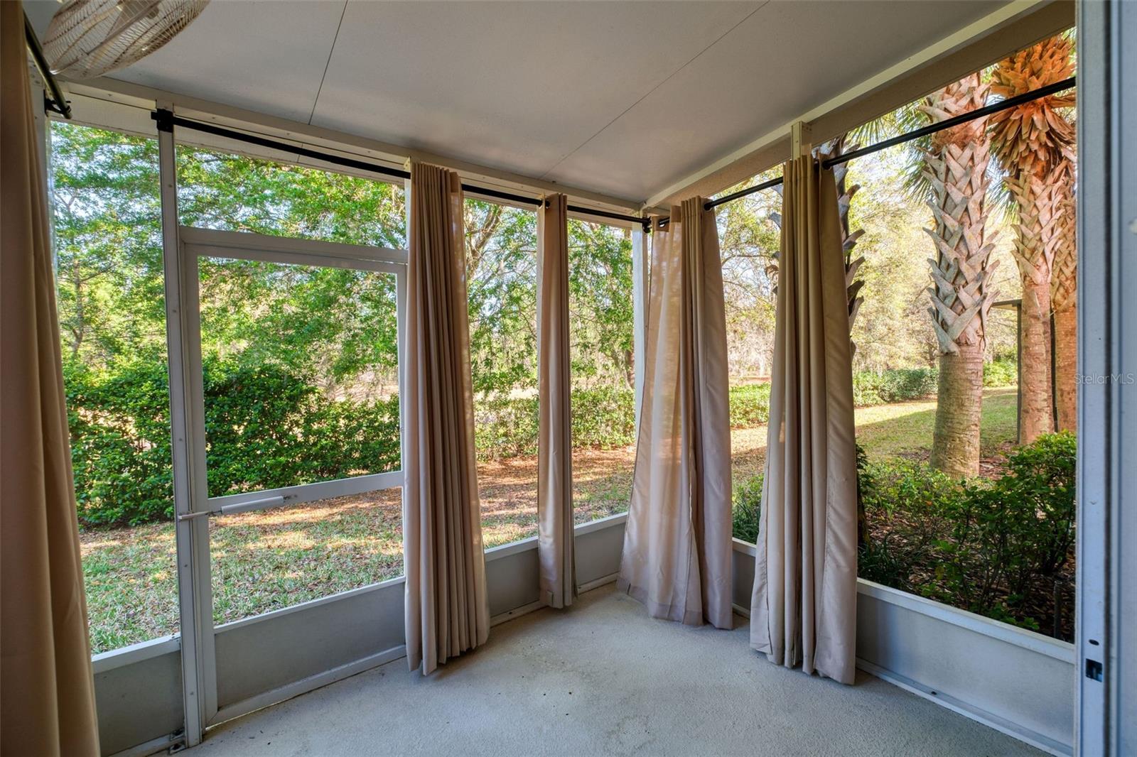 CLAYTON CROSSING TWNHMS SECOND AMD - Residential