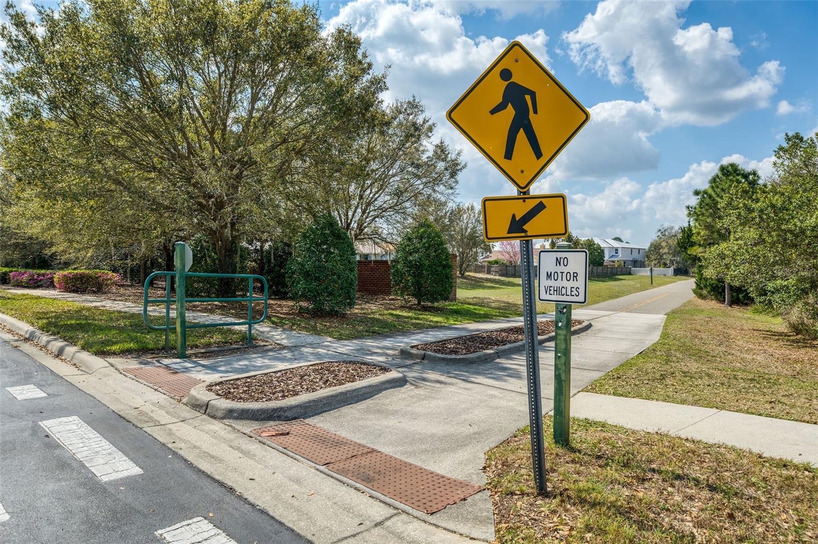 CLAYTON CROSSING TWNHMS SECOND AMD - Residential