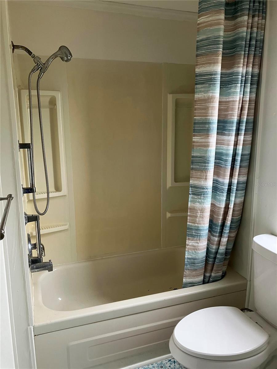 TANGLEWOOD MOBILE VILLAGE - Residential