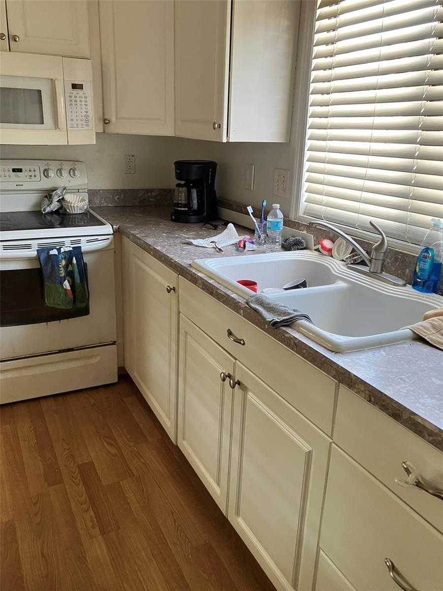 TANGLEWOOD MOBILE VILLAGE - Residential