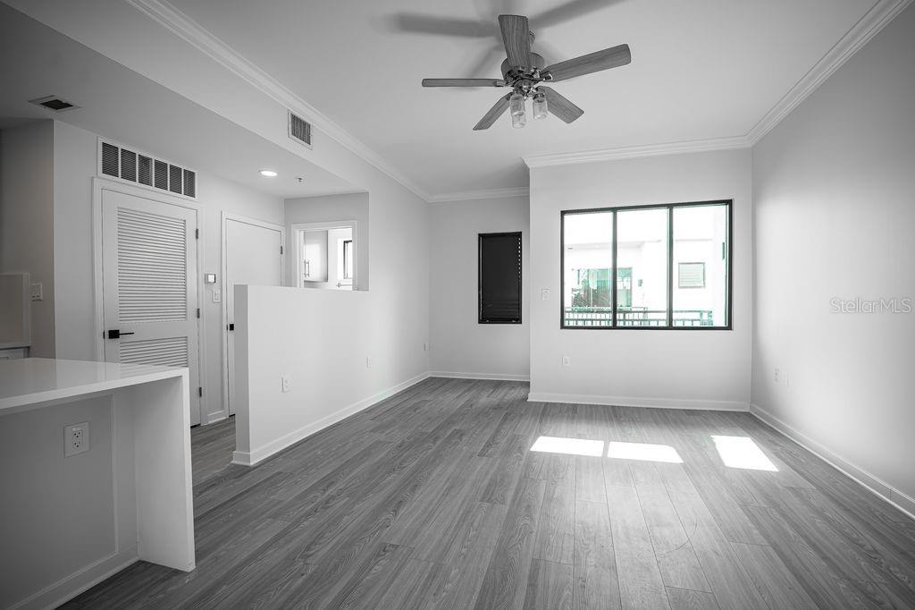 OSCOELA BROWNSTONES - Residential