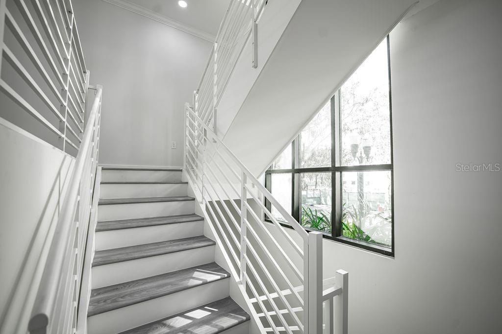 OSCOELA BROWNSTONES - Residential