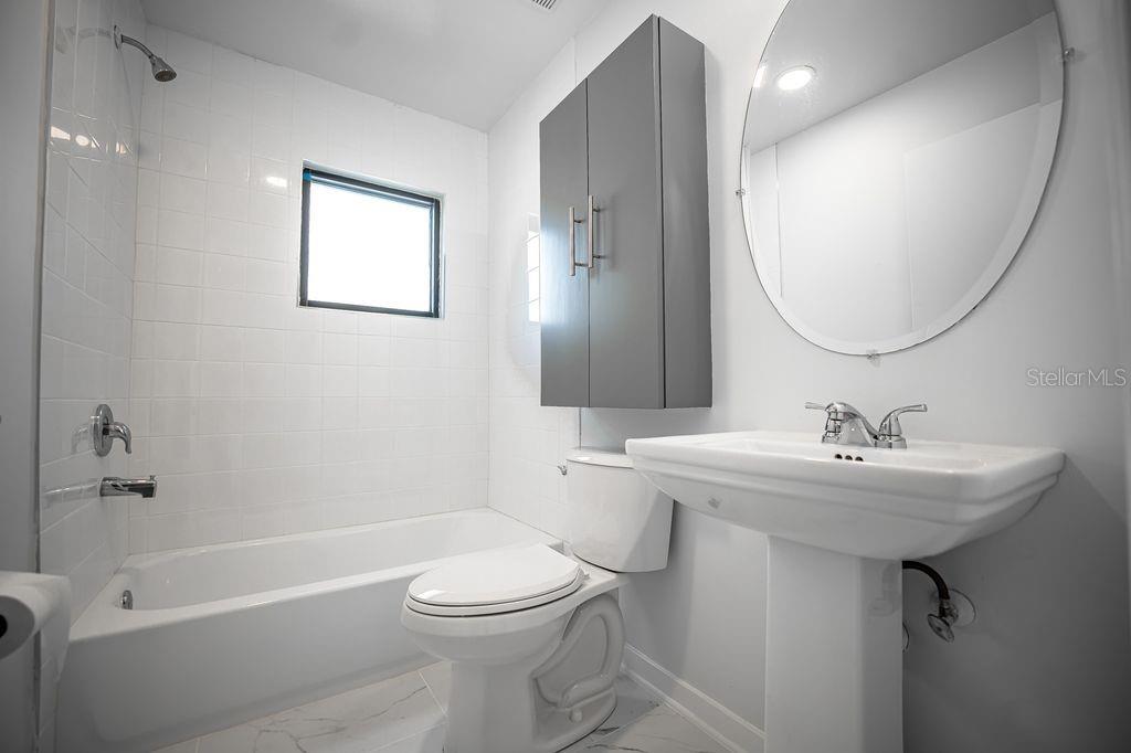 OSCOELA BROWNSTONES - Residential