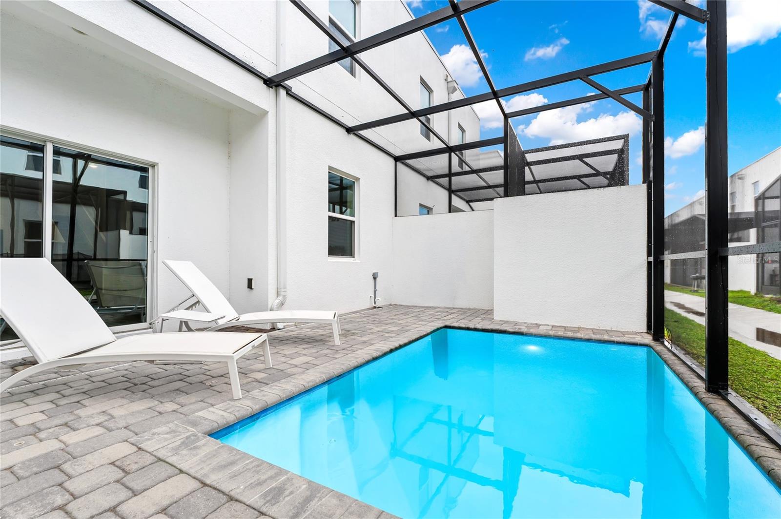 THE AZUR RESORT - Residential