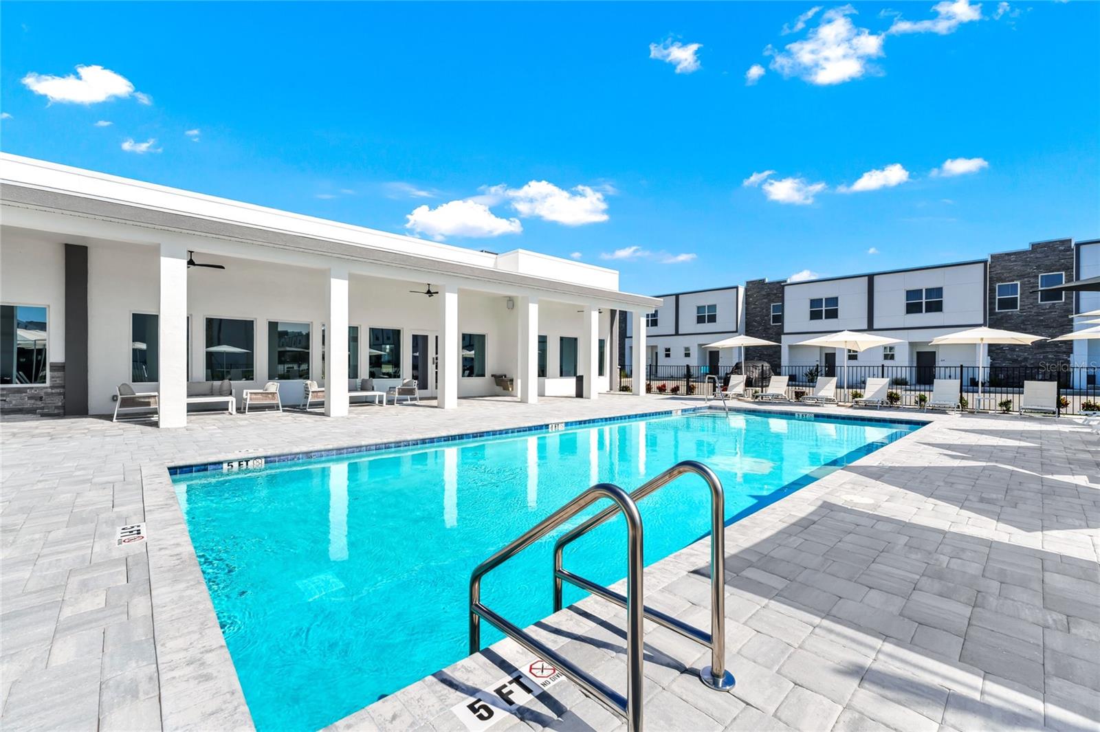 THE AZUR RESORT - Residential