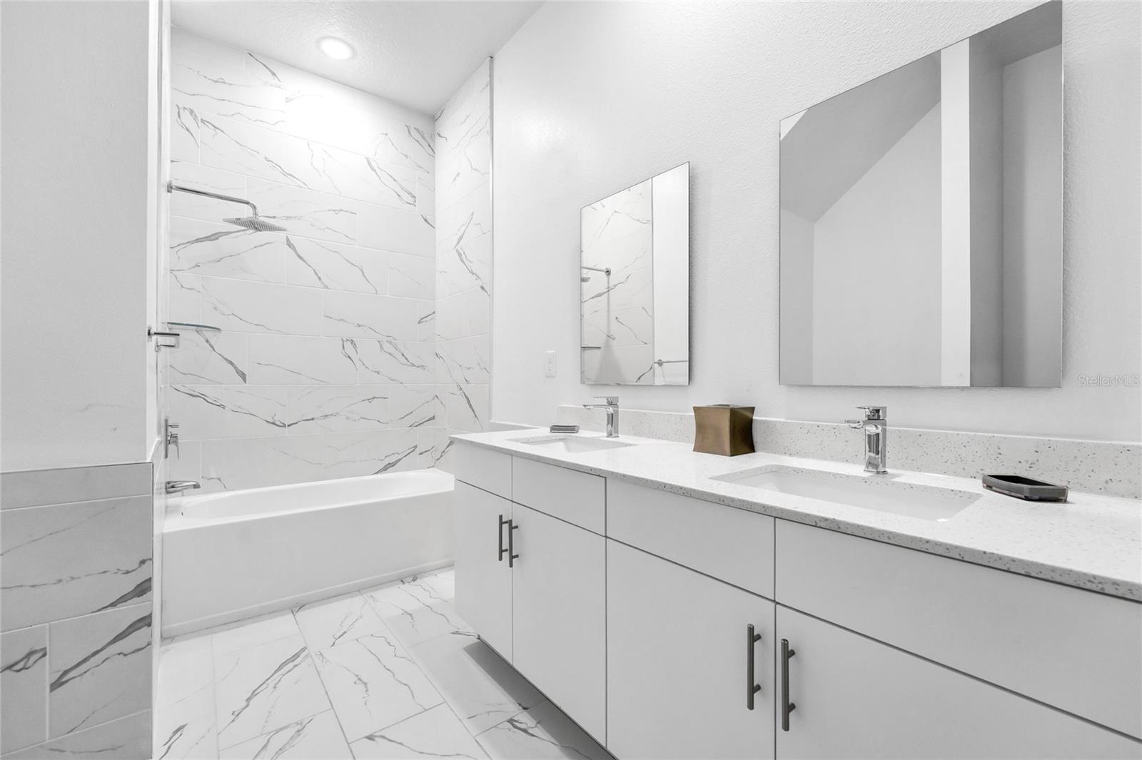 THE AZUR RESORT - Residential