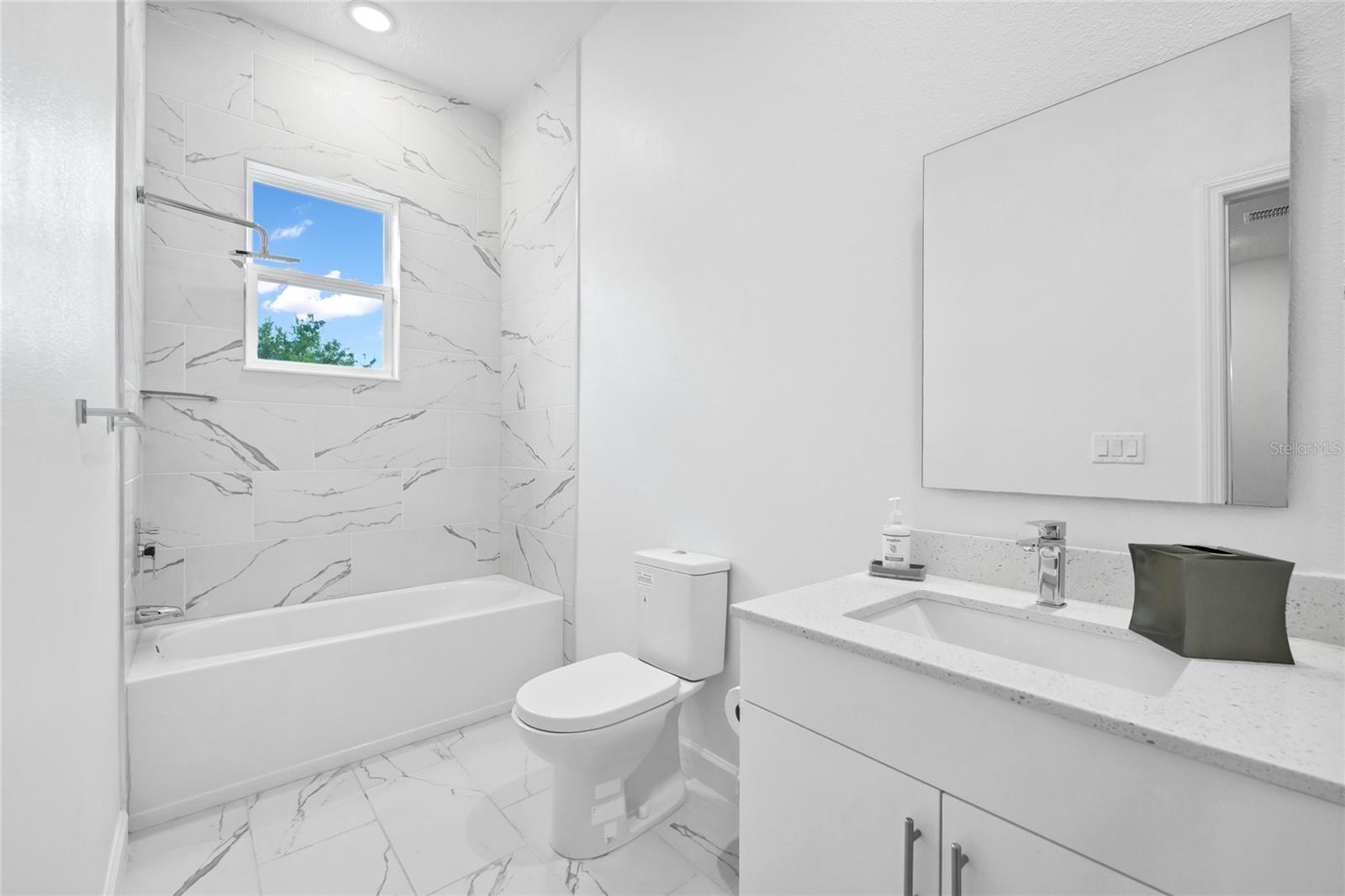 THE AZUR RESORT - Residential