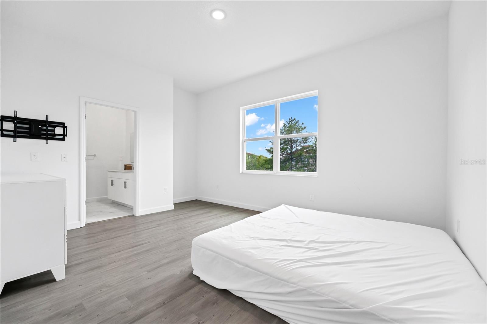 THE AZUR RESORT - Residential