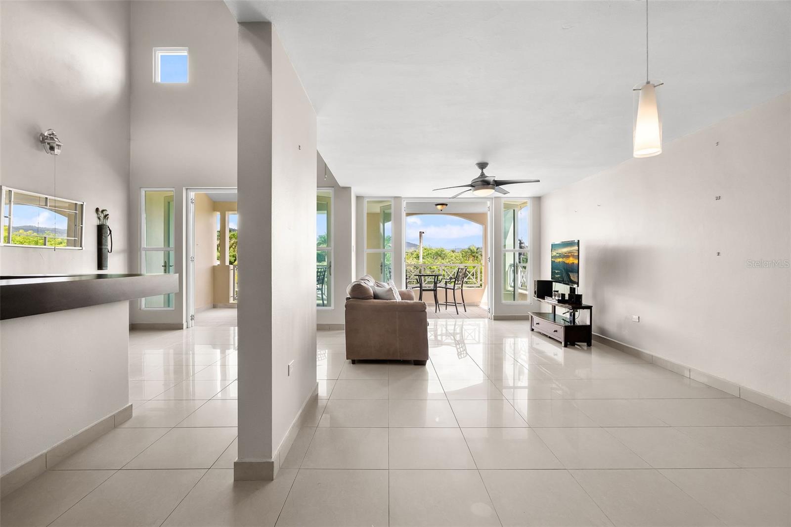 VILLAS AT CAGUAS REAL GOLF & COUNTRY CLUB - Residential