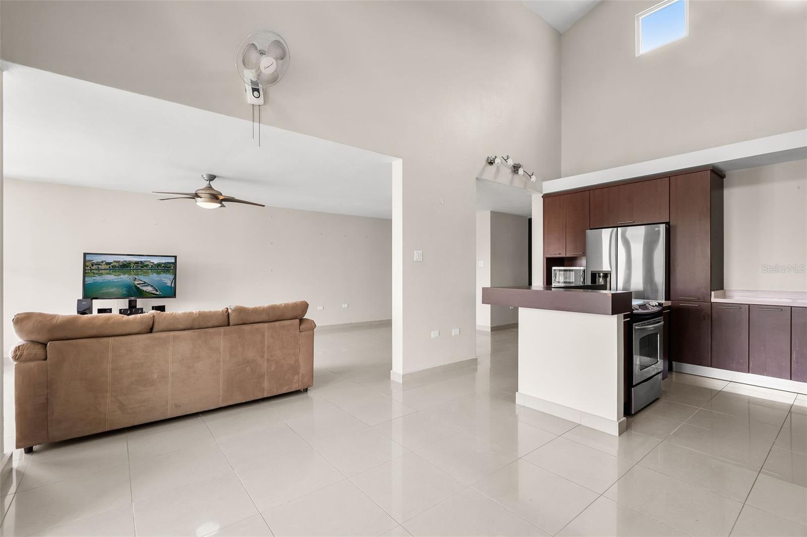 VILLAS AT CAGUAS REAL GOLF & COUNTRY CLUB - Residential