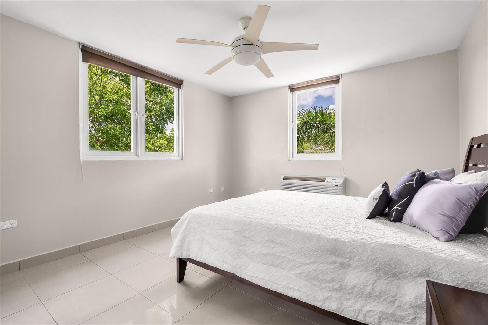 VILLAS AT CAGUAS REAL GOLF & COUNTRY CLUB - Residential
