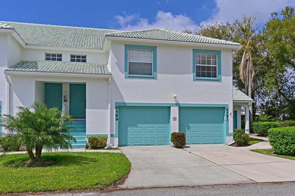 Photo of 6589 Fairway Gardens Drive #202, Bradenton, FL 34203 (MLS # A4699742)