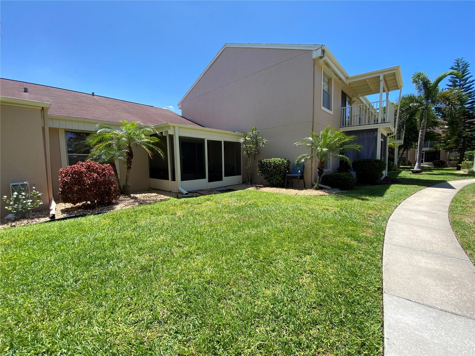 Available Sept-December 2025 only. Leased Jan-Mar 2026. Completely renovated, turnkey furnished, ground floor 3-bedroom 2bath condo in desirable Pebble Springs offers vacation living 365 days a year! Pebble Springs is a very quiet community with an active association which schedules community events such as coffees, game nights, and dinners. Residents love walking, biking, jogging or enjoying the swimming pool in a serene natural setting. New wood laminate flooring runs throughout the entire villa. The master bedroom features a king-size bed. Enjoy your morning coffee in a screened in lanai overlooking a lush tropical setting. Conveniently located close to shopping, restaurants, golfing, Sarasota-Bradenton International Airport, IMG Sports Academy, State College of Florida, and just minutes to Robinson Preserve, and beautiful Gulf beaches. Rates: May-Dec $2,000 per month. Jan-Apr $3,000 per month.