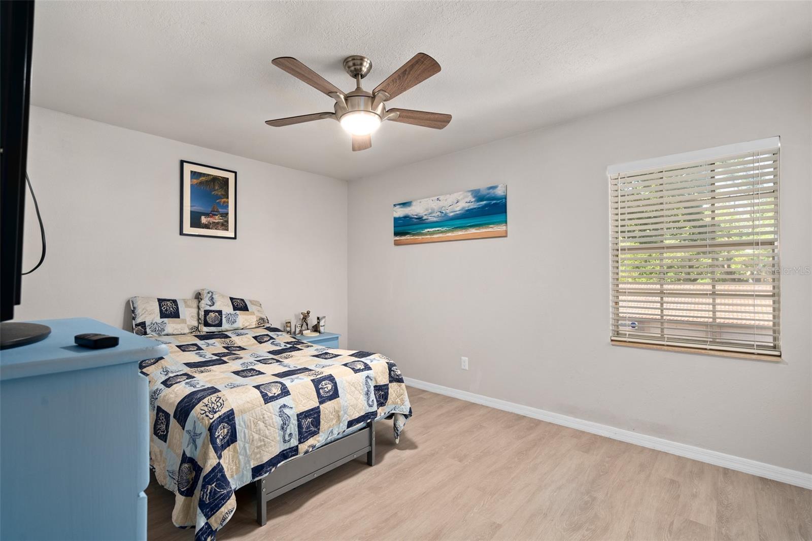 LAKEVIEW GARDENS AT WEKIVA COVE 1 A CONDO - Residential