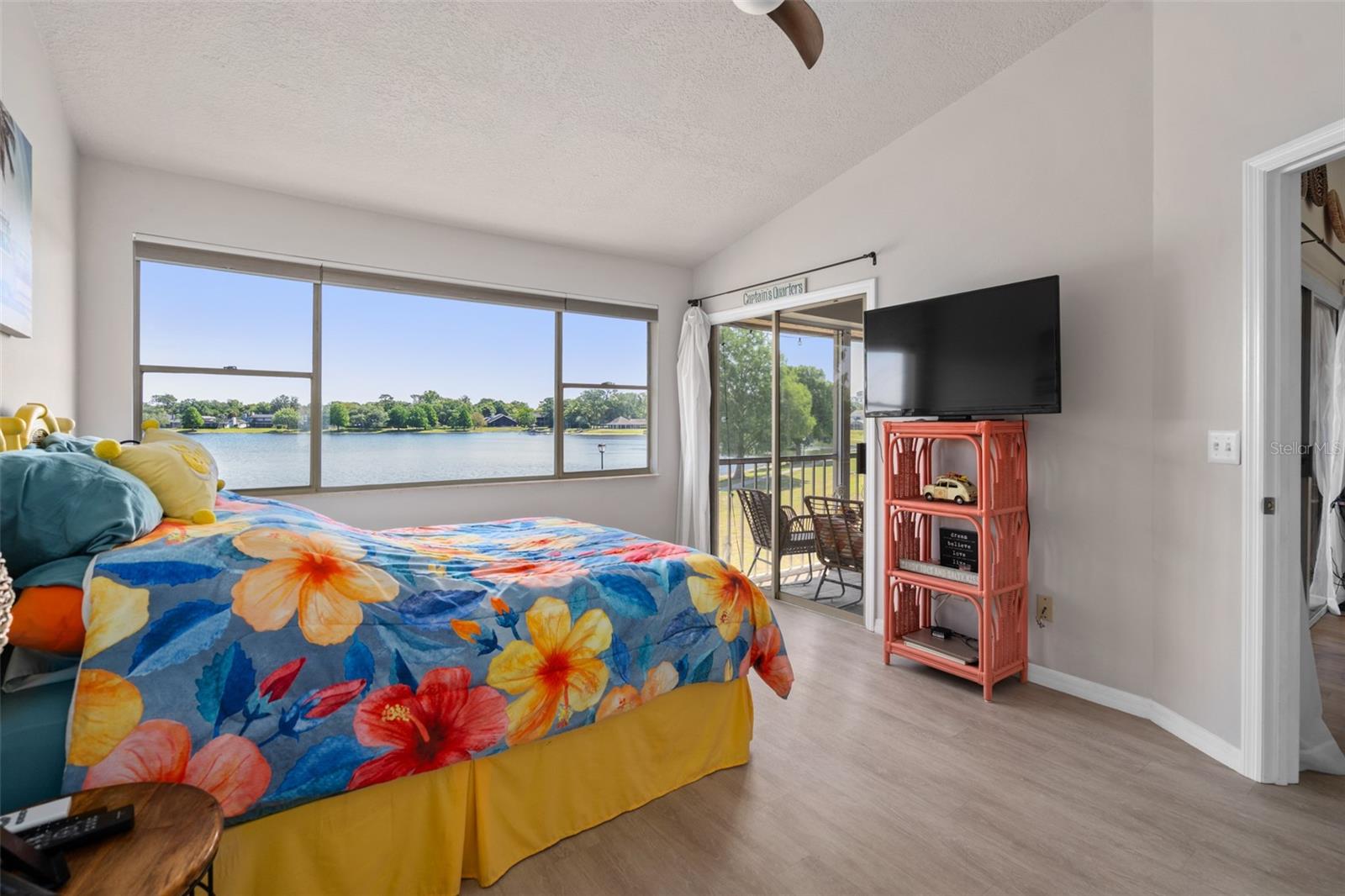 LAKEVIEW GARDENS AT WEKIVA COVE 1 A CONDO - Residential