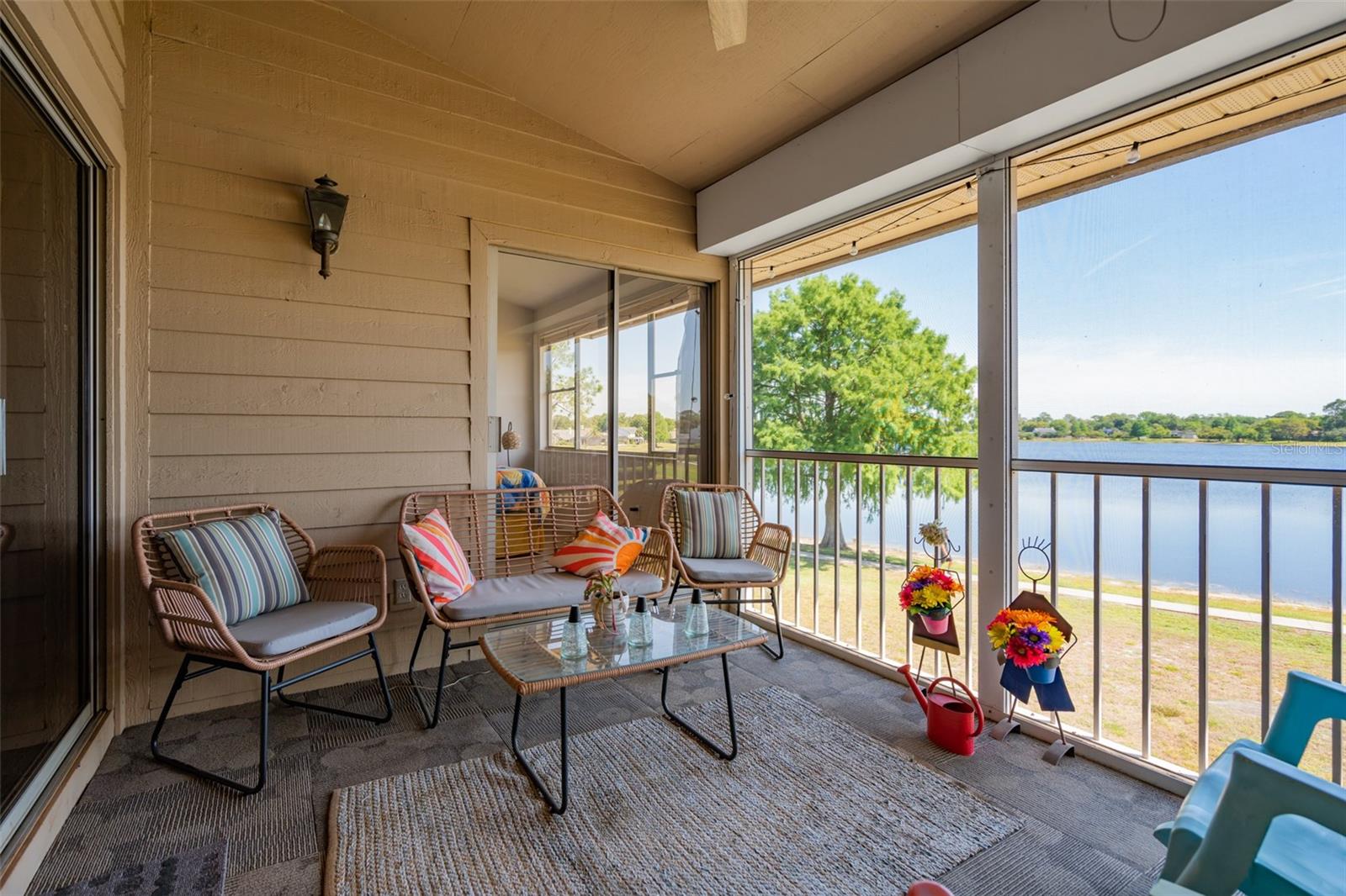LAKEVIEW GARDENS AT WEKIVA COVE 1 A CONDO - Residential