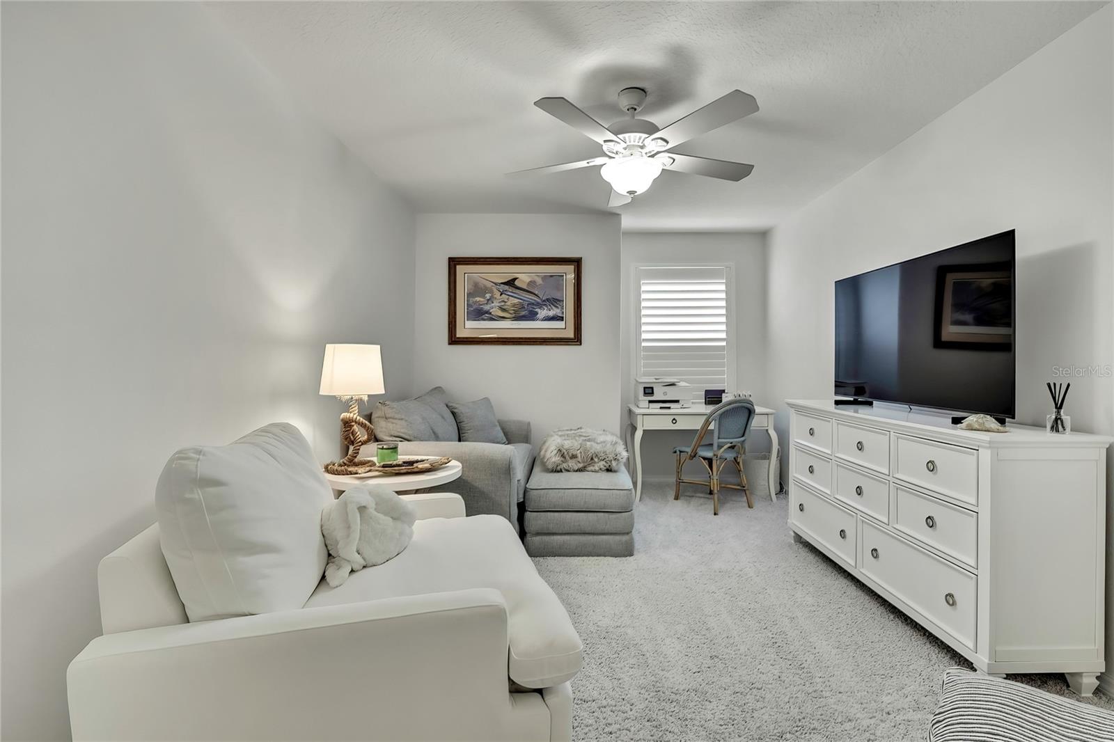 RIVER COVE LNDGS III - Residential