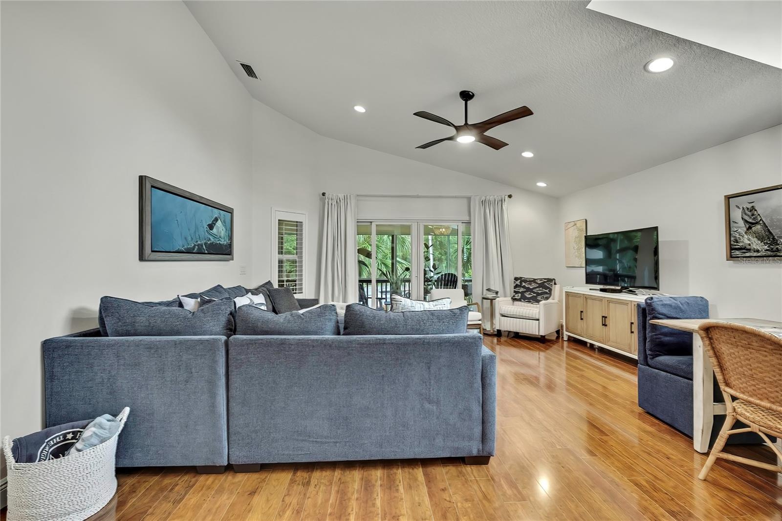 11956 W BLUE BAYOU COURT