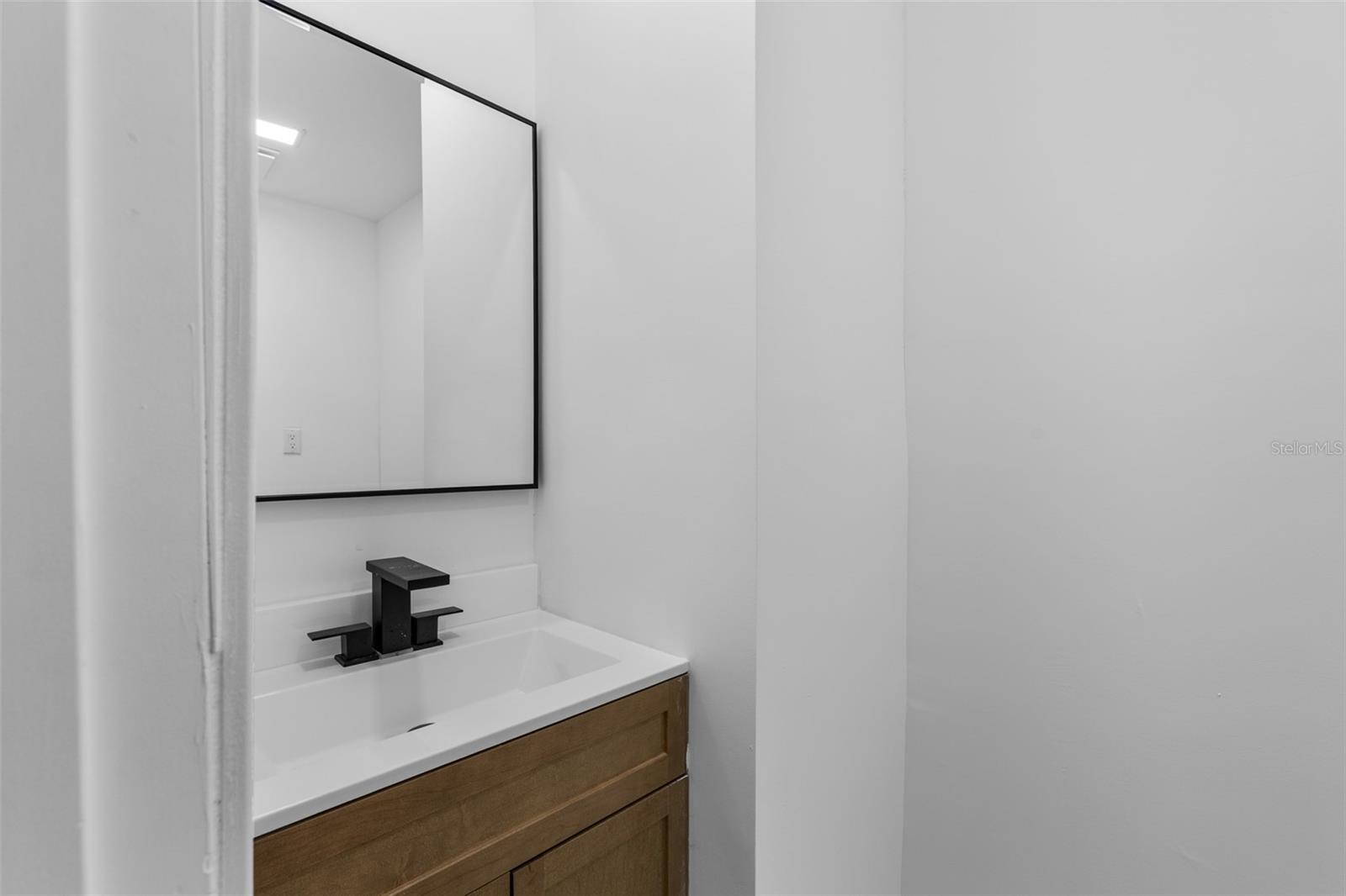 SNELL ISLE BRIGHTWATERS SEC 2 - Residential