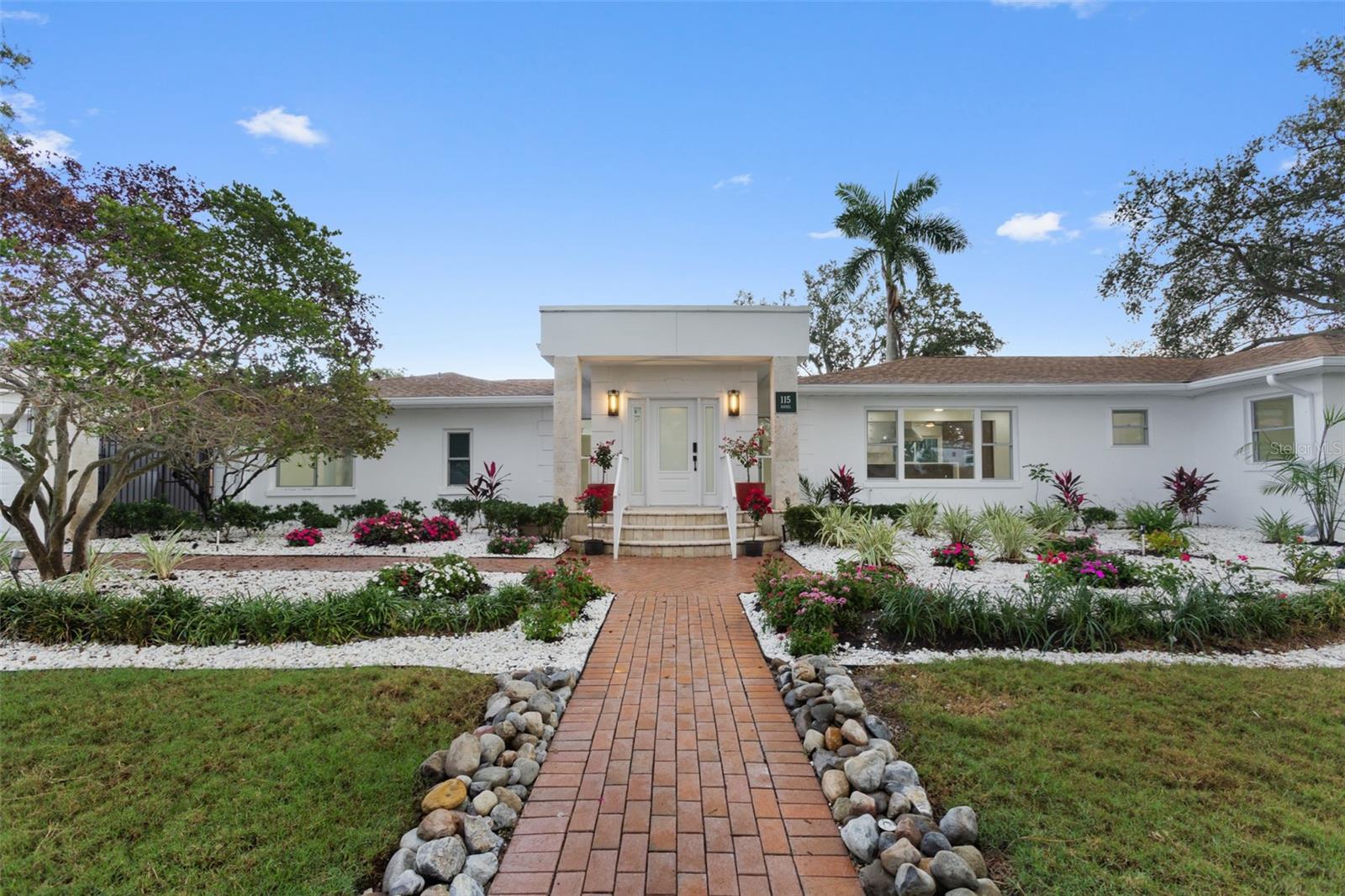 SNELL ISLE BRIGHTWATERS SEC 2 - Residential