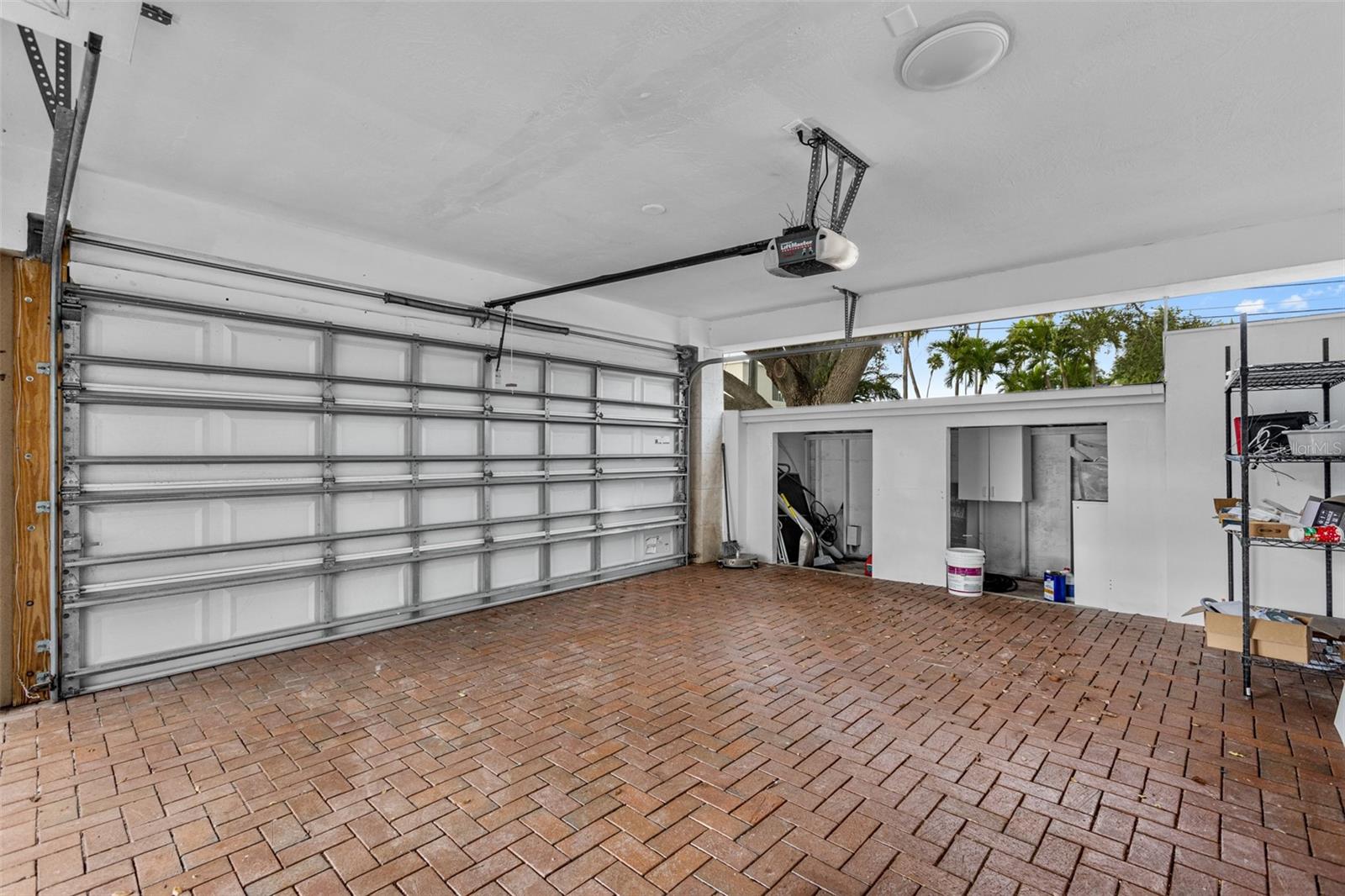 SNELL ISLE BRIGHTWATERS SEC 2 - Residential