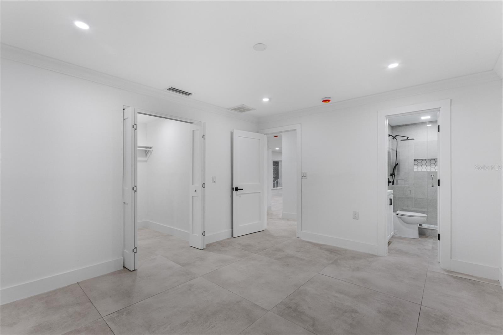 SNELL ISLE BRIGHTWATERS SEC 2 - Residential