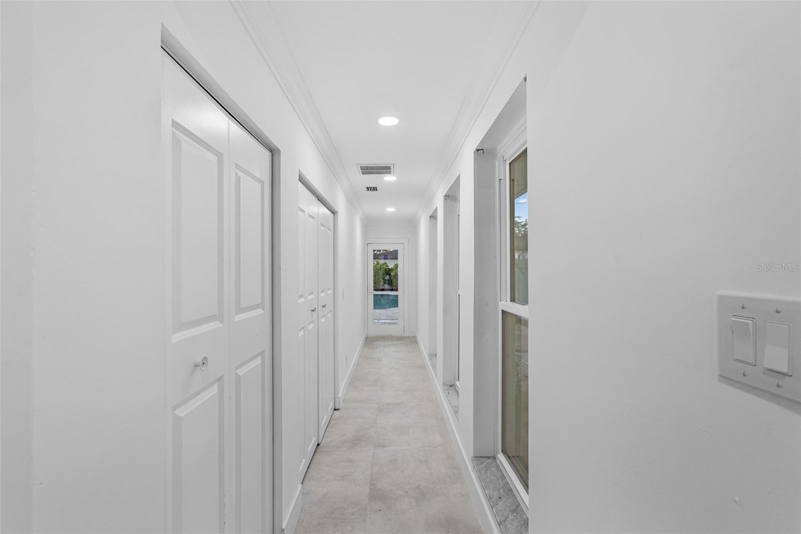 SNELL ISLE BRIGHTWATERS SEC 2 - Residential