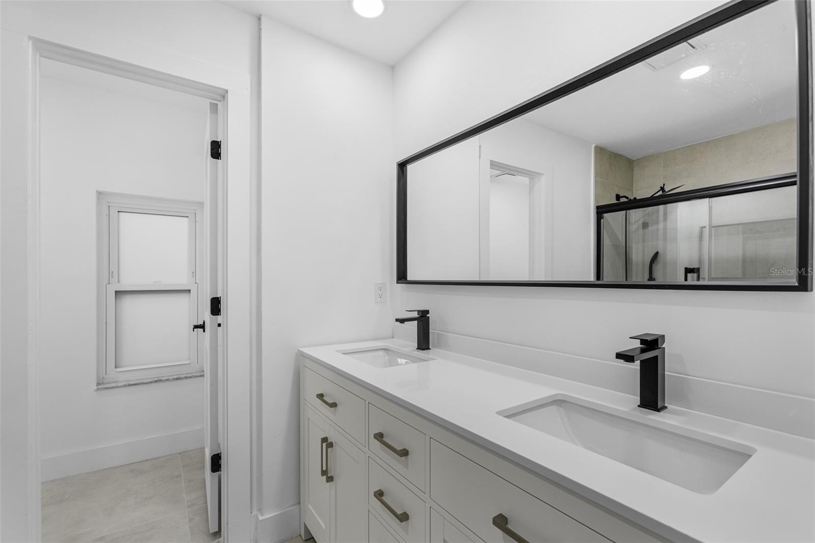 SNELL ISLE BRIGHTWATERS SEC 2 - Residential