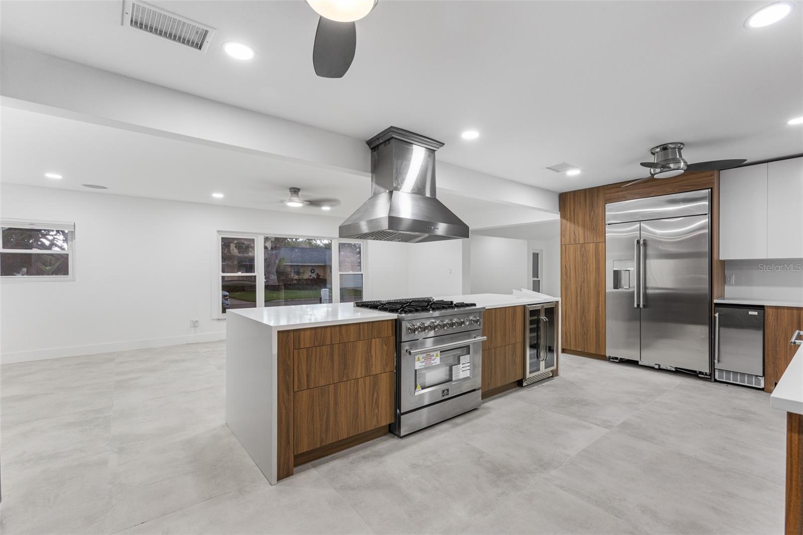 SNELL ISLE BRIGHTWATERS SEC 2 - Residential