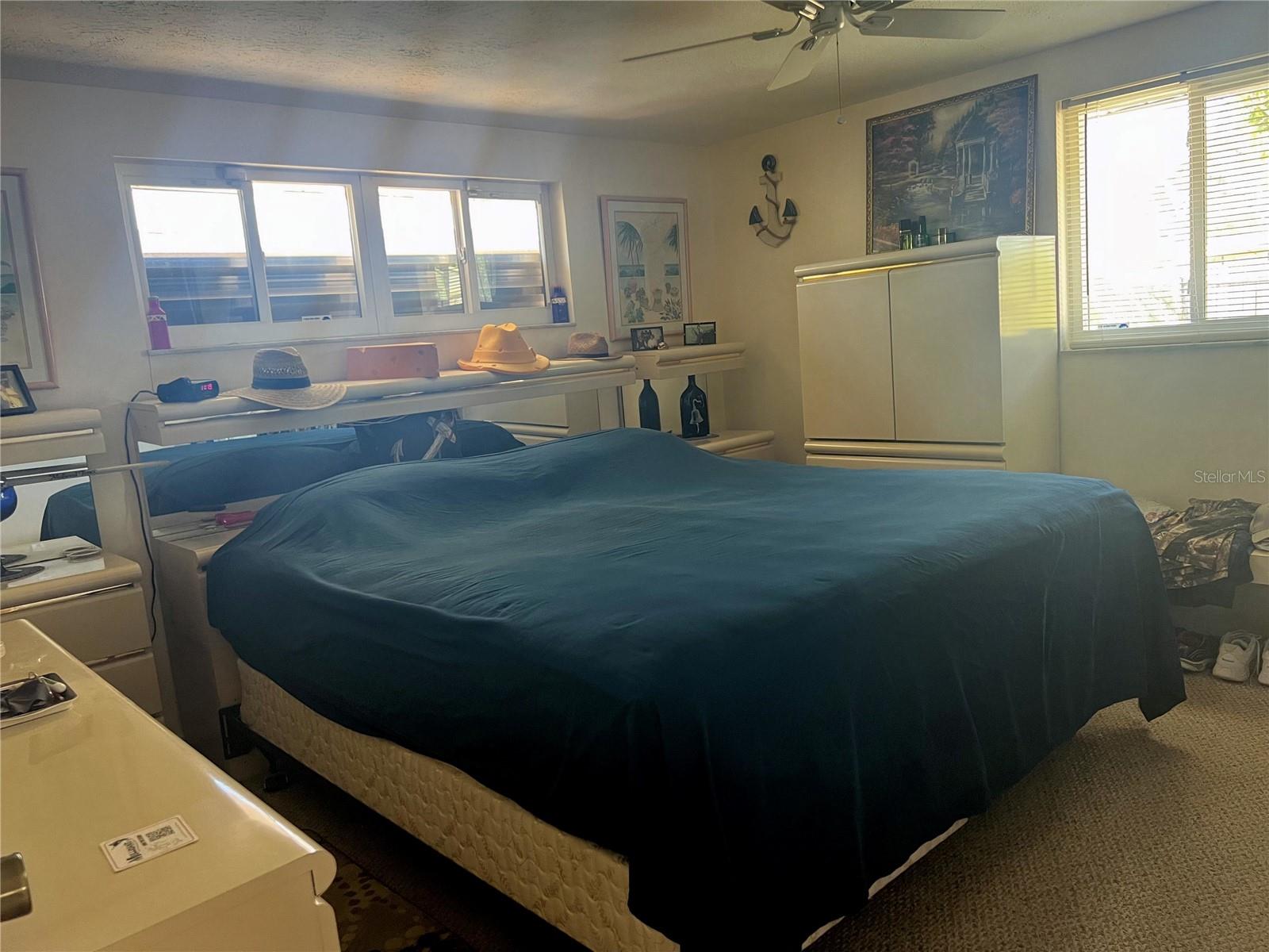 SOUTH VENICE - Residential