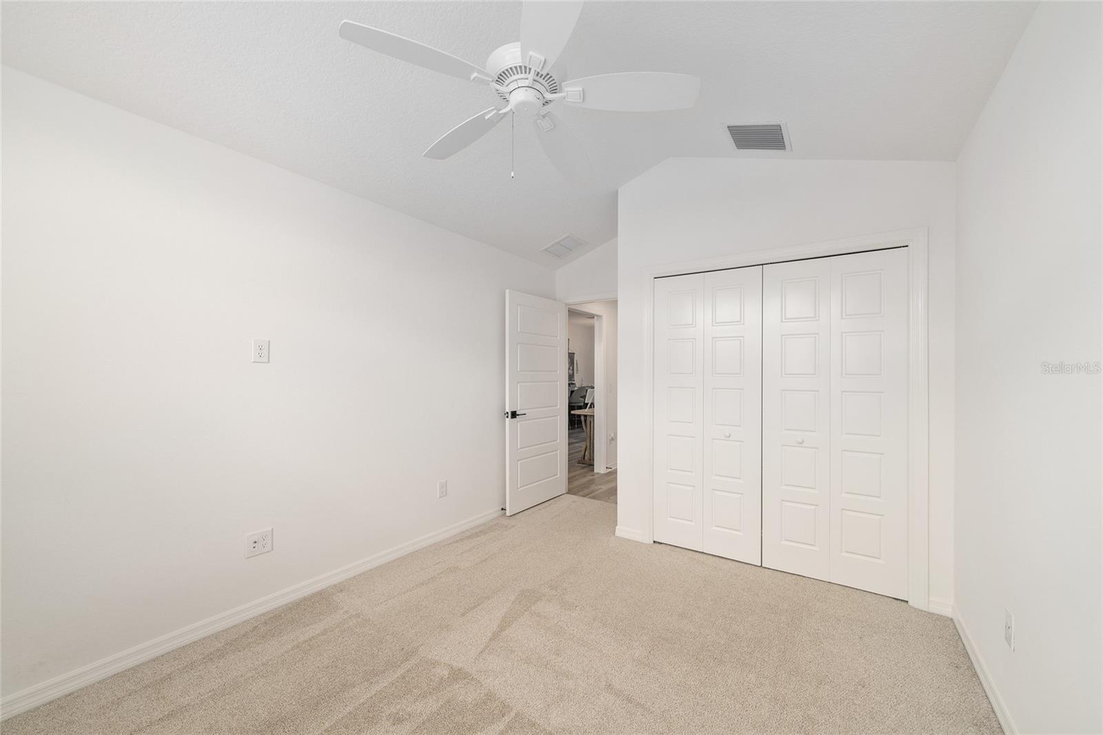 VILLAGES/WEST LAKE UN 48 - Residential