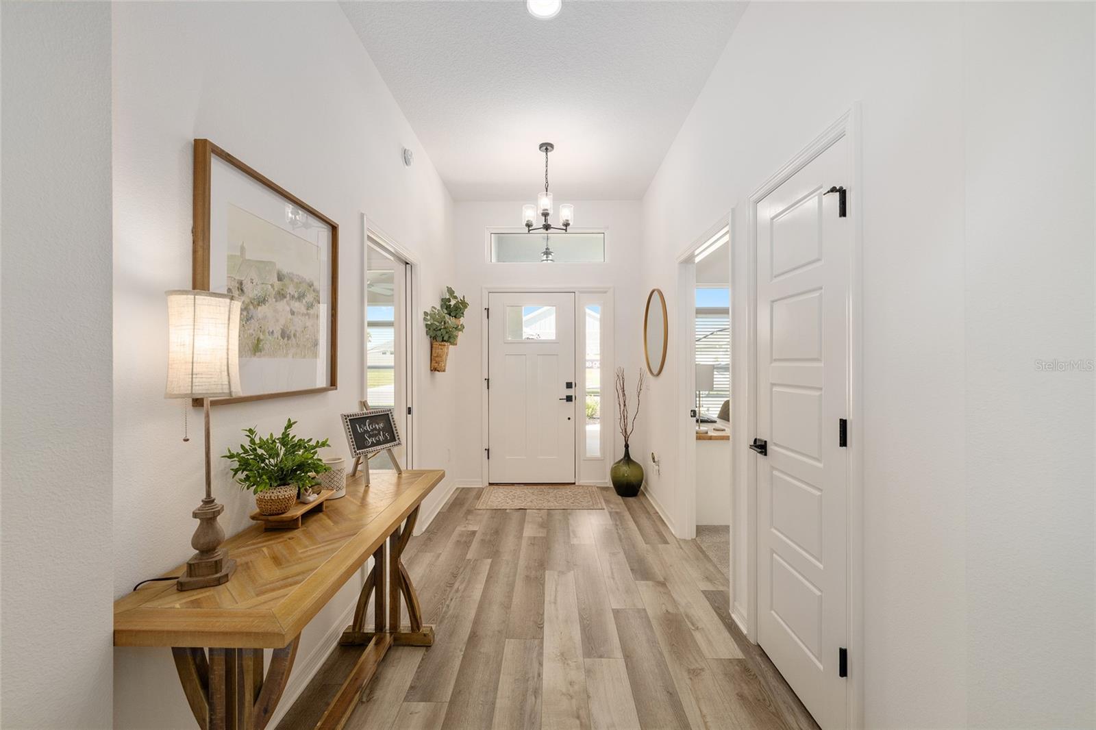 VILLAGES/WEST LAKE UN 48 - Residential