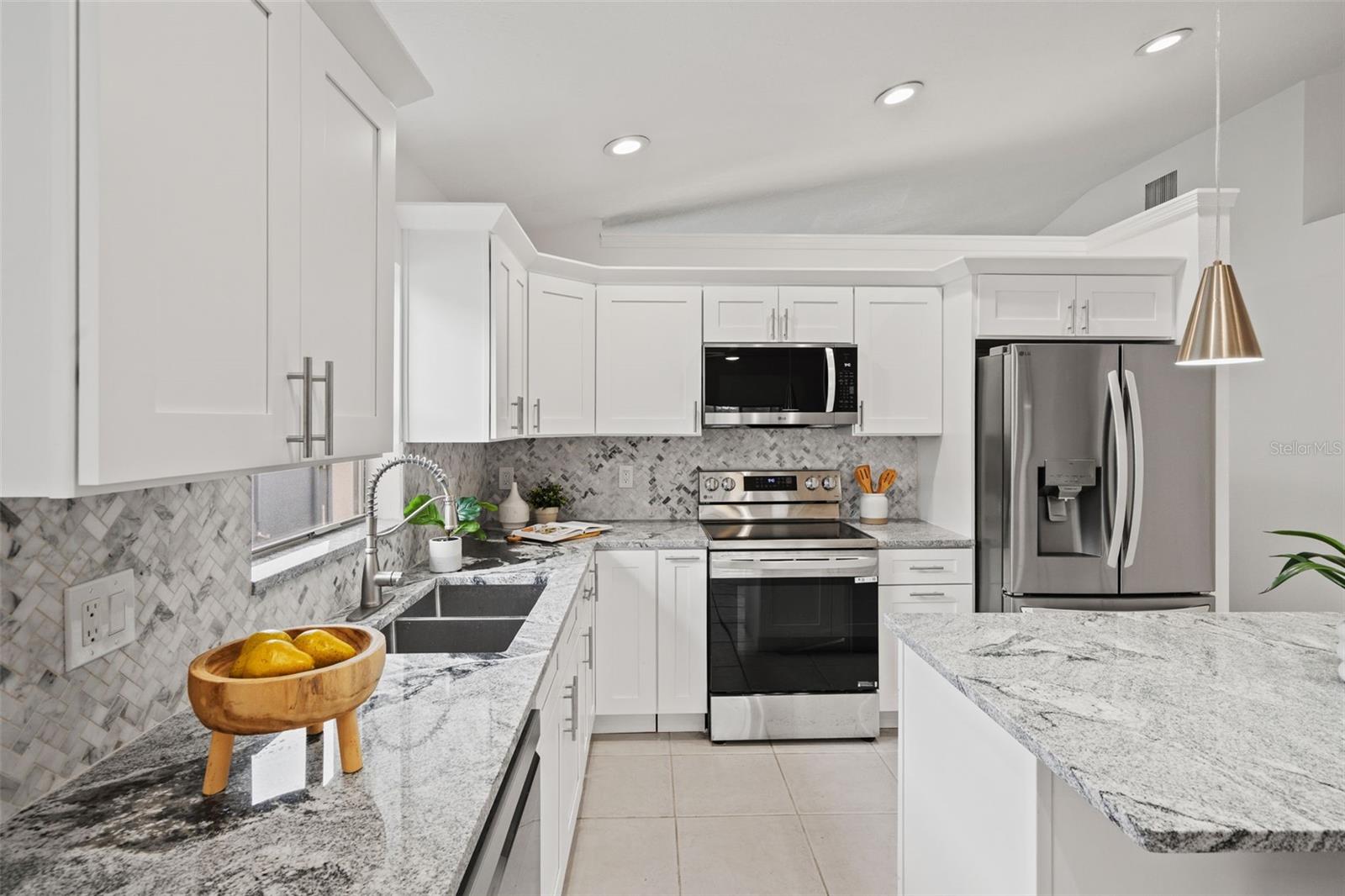 MEADOW POINTE 04 PRCL J - Residential